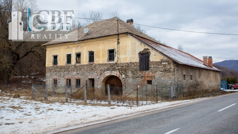 Ponúkame na predaj historickú budovu Zájazdového hostinca