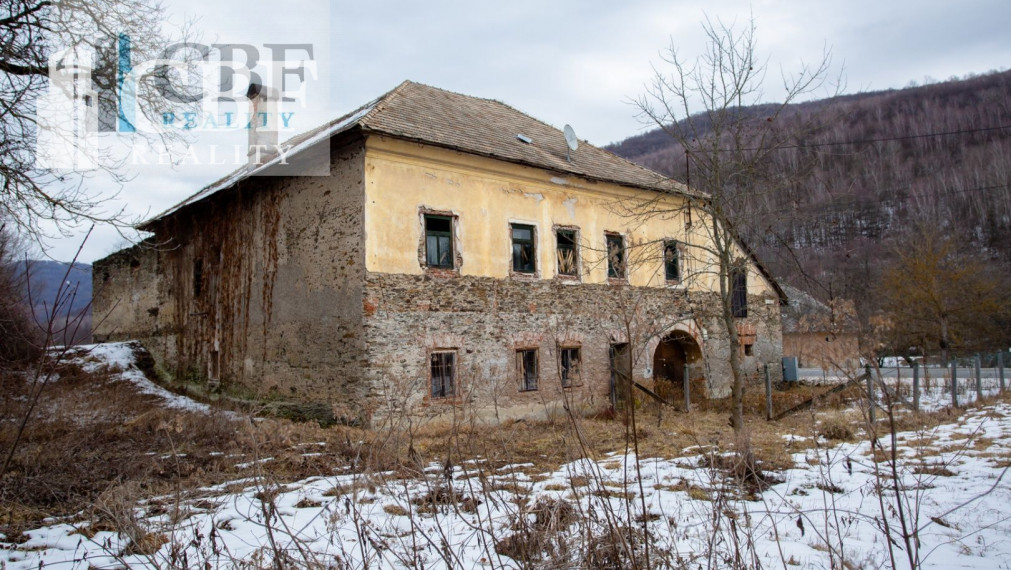 Ponúkame na predaj historickú budovu Zájazdového hostinca