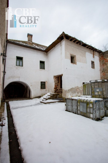 Ponúkame na predaj historickú budovu Zájazdového hostinca