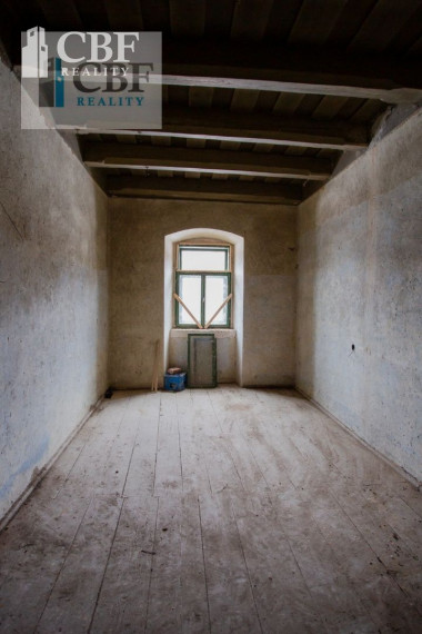 Ponúkame na predaj historickú budovu Zájazdového hostinca