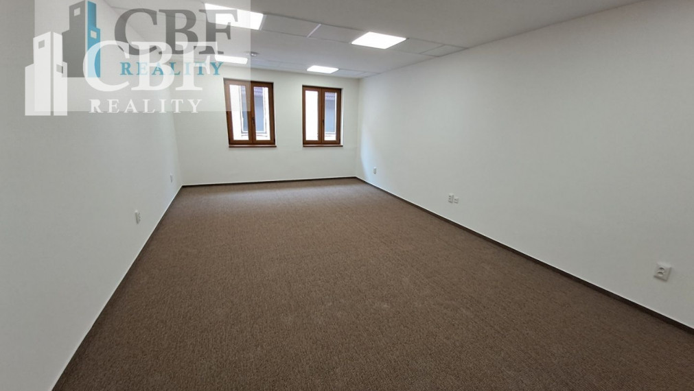 Na prenájom kancelárske priestory v centre Rožňavy