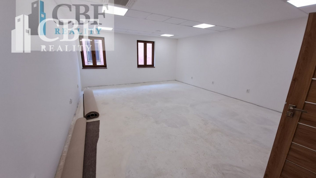 Na prenájom kancelárske priestory v centre Rožňavy