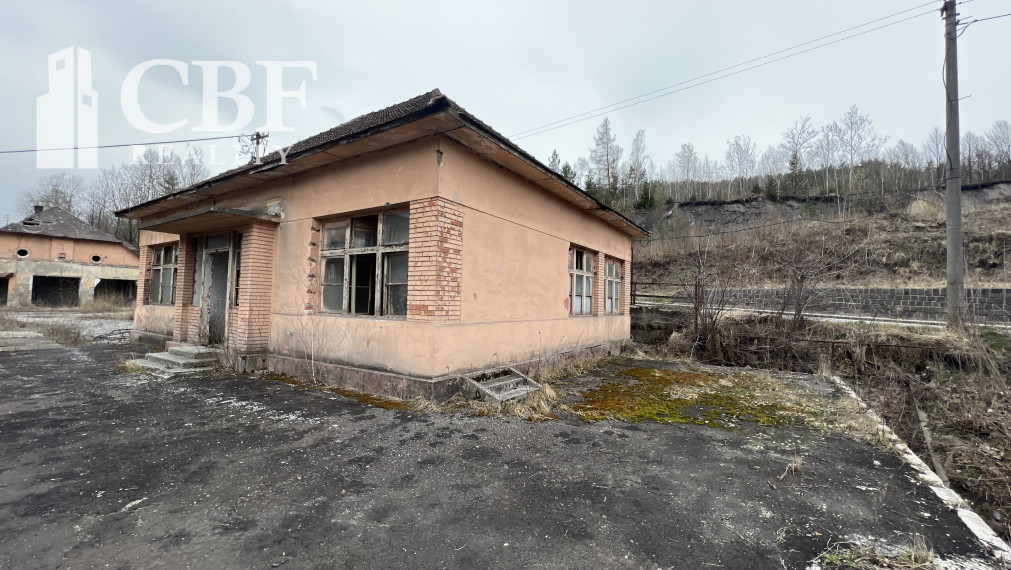 Na predaj budova v obci Nižná Slaná