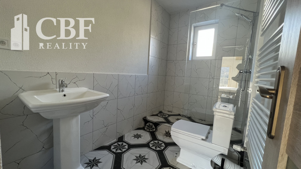 NA PRENÁJOM! Štýlový a priestranný 2-izbový apartmán- DRNAVA