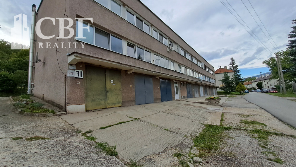 Znížená cena - Na predaj 3-izbový byt v obci Nižná Slaná