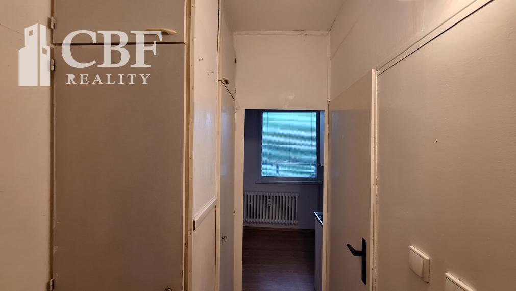 1-IZBOVÝ BYT NA PREDAJ V ROŽŇAVE
