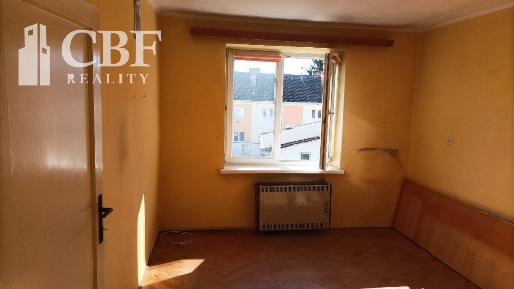 2-IZBOVÝ BYT NA PREDAJ, VARGOVÉ POLE