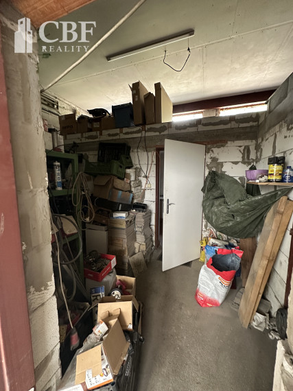 NA PREDAJ KOMERČNÝ OBJEKT V ROŽŇAVE