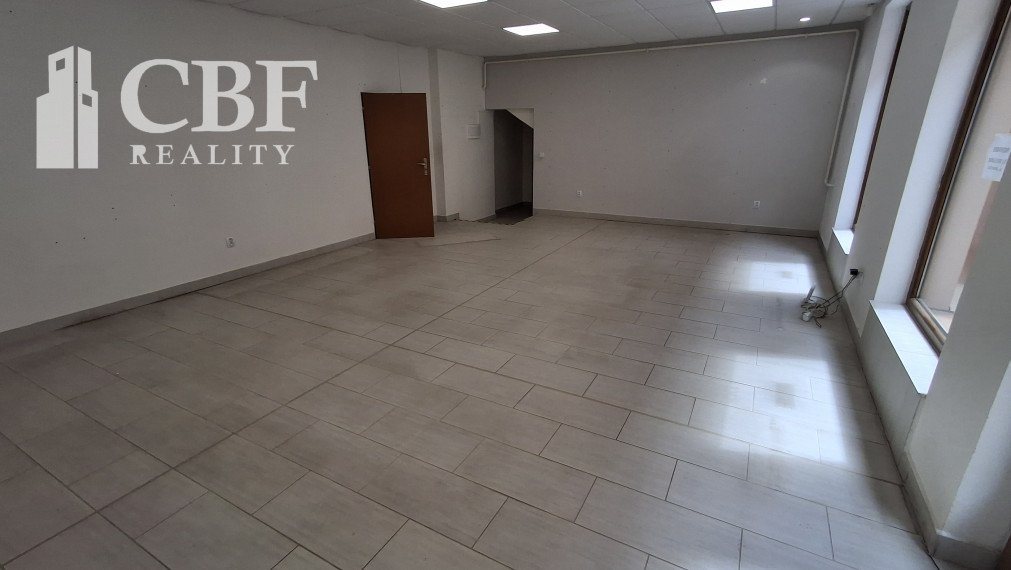 Na prenájom obchodné/ kancelárske priestory v centre Rožňavy