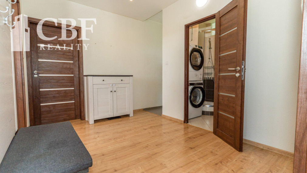 PREDANÉ /  3i byt so zaskleným balkónom Poprad