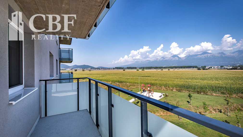 PRENAJATÉ / Krásny 2i byt s terasou a výhľadom na Tatry, Poprad