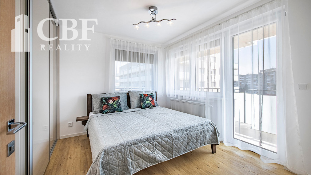 PRENAJATÉ / Krásny 2i byt s terasou a výhľadom na Tatry, Poprad