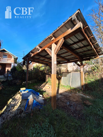 RODINNÝ DOM NA PREDAJ V OBCI ROCHOVCE