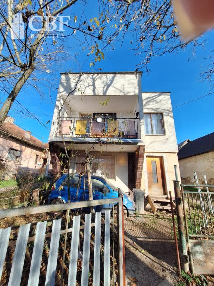 RODINNÝ DOM NA PREDAJ V OBCI ROCHOVCE