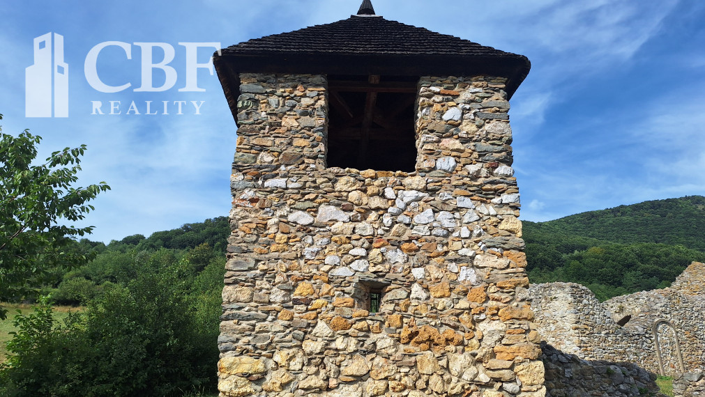 CHALÚPKA V OBCI LÚČKA NA PREDAJ