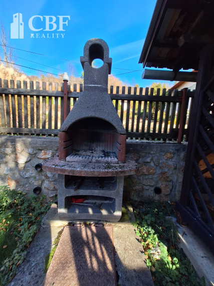 CHALÚPKA V OBCI LÚČKA NA PREDAJ