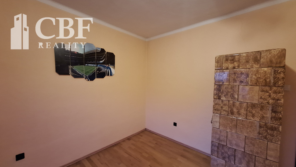 ZNÍŽENÉ ! 3-IZBOVÝ BYT, GARÁŽ A ZÁHRADA NA PREDAJ V DRNAVE