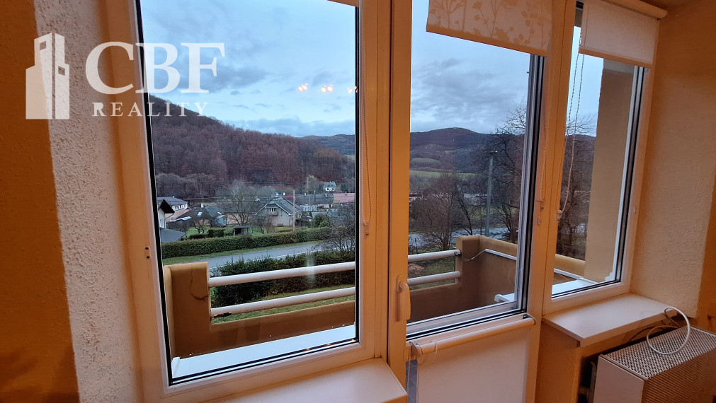 ZNÍŽENÉ ! 3-IZBOVÝ BYT, GARÁŽ A ZÁHRADA NA PREDAJ V DRNAVE