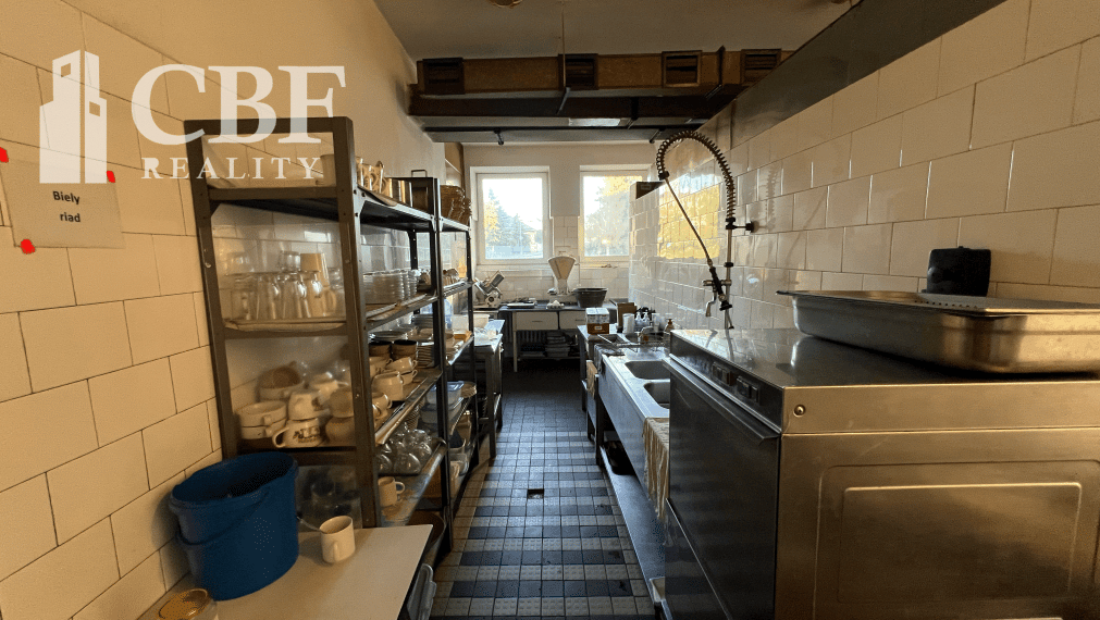 Podnikateľská budova na predaj v Rožňave