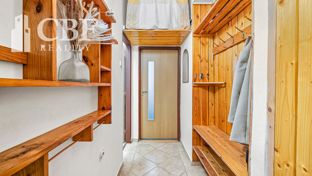 PREDANÉ / Predaj 2i byt v skvelej lokalite plnej zelene Svit