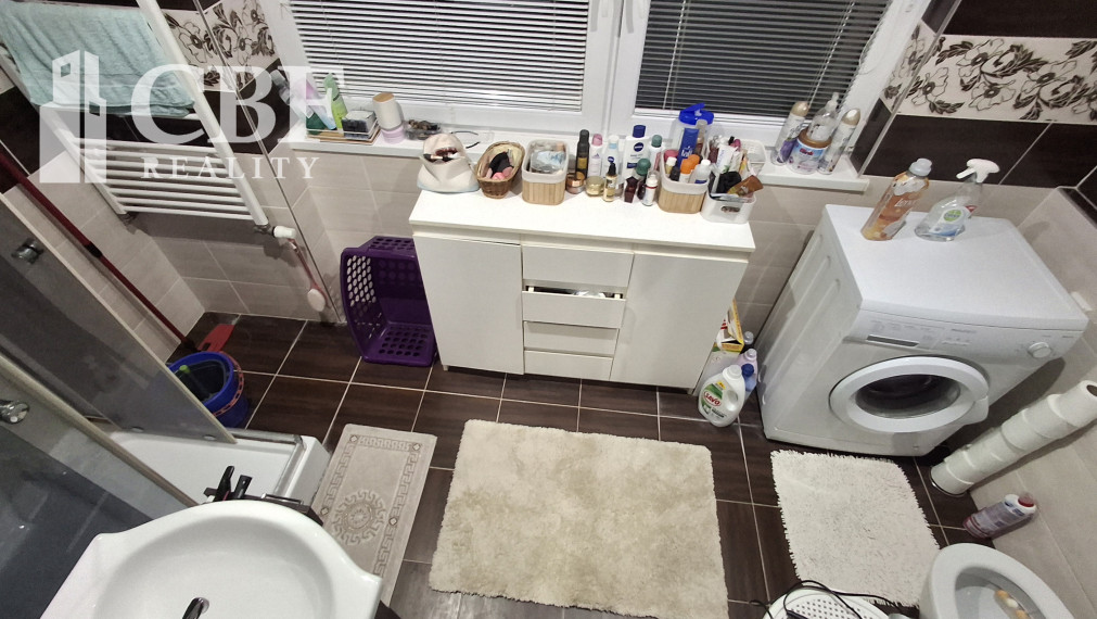 Znížená cena - Na predaj 3-izbový byt s balkónom v Rožňave, sídl. JUH