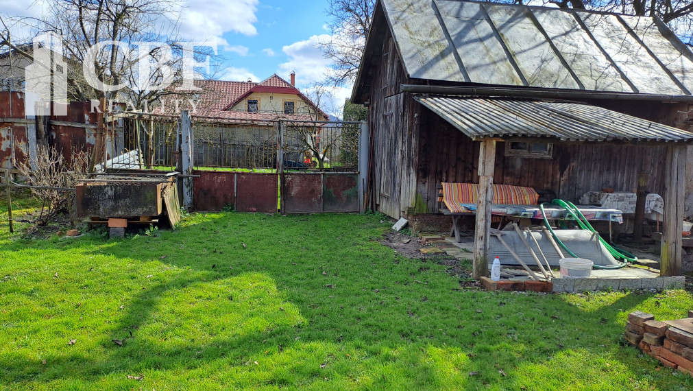 Výrazne znížená cena - Na predaj rodinný dom / chalupa v Betliari