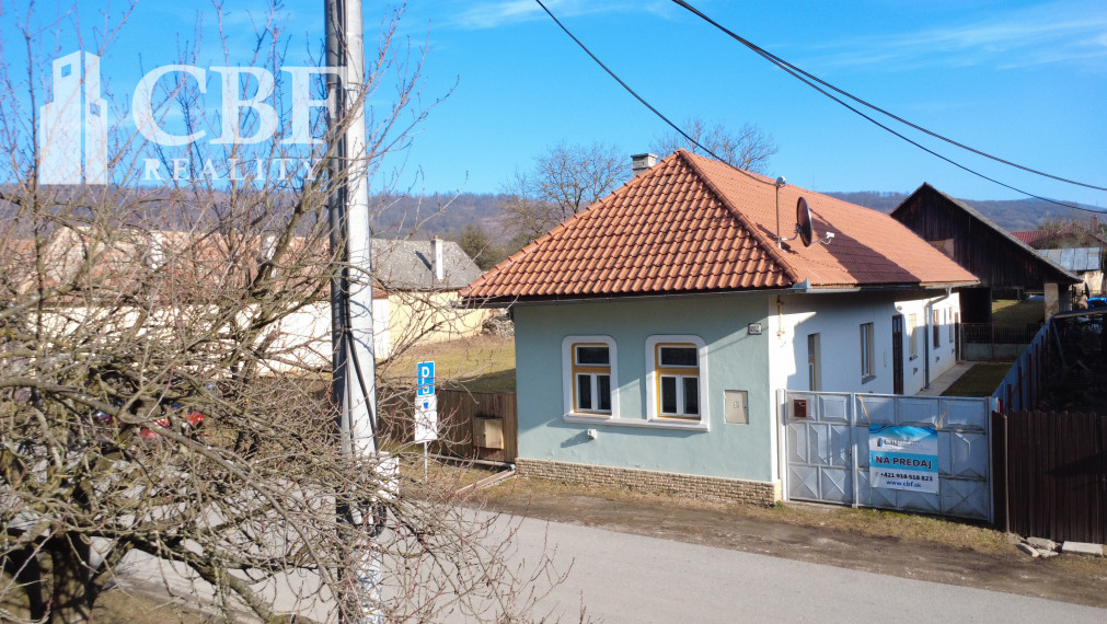 Výrazne znížená cena - Na predaj rodinný dom / chalupa v Betliari
