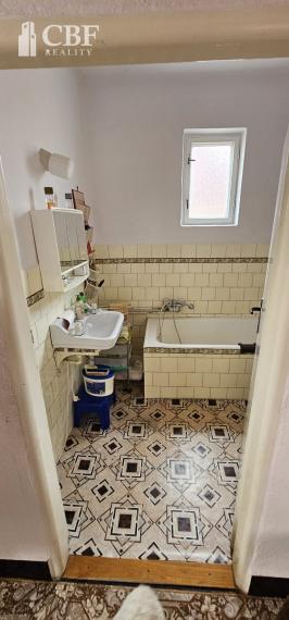 Znížená cena !!! NA PREDAJ RODINNÝ DOM, NADABULA