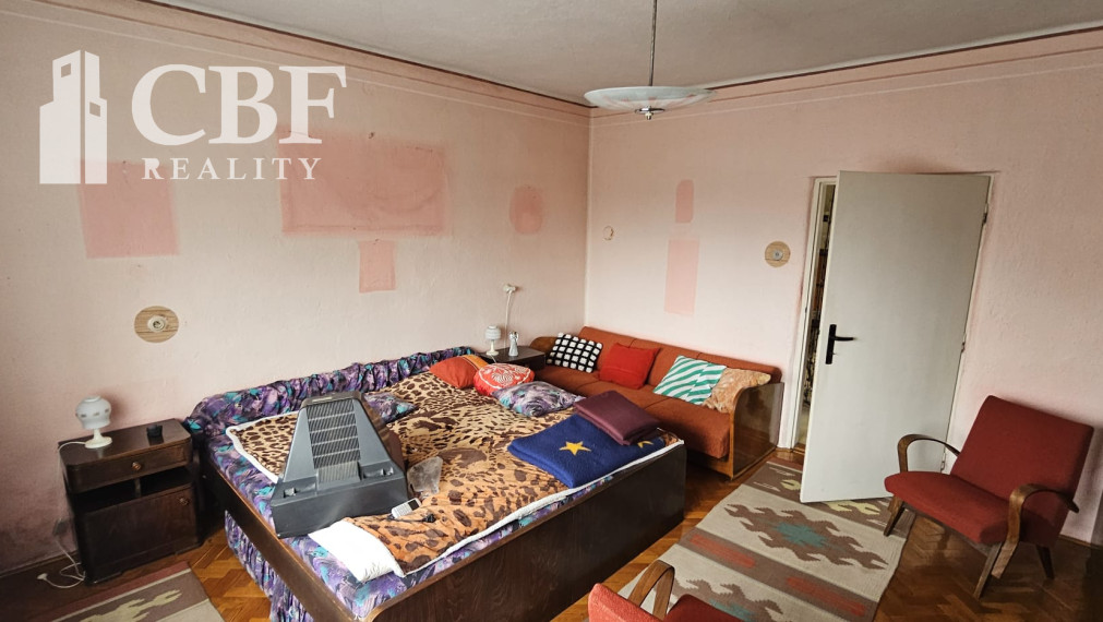 Znížená cena !!! NA PREDAJ RODINNÝ DOM, NADABULA