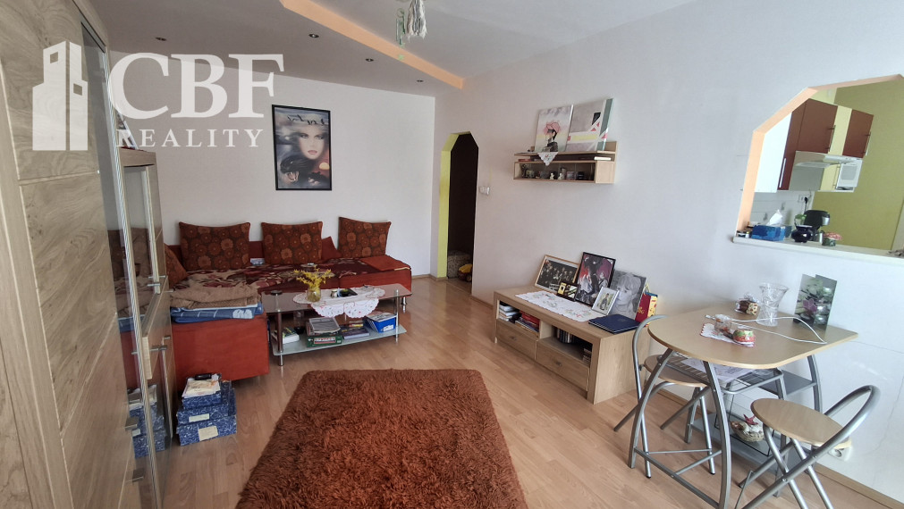 Na predaj 3-izbový byt s balkónom v super lokalite Rožňavy
