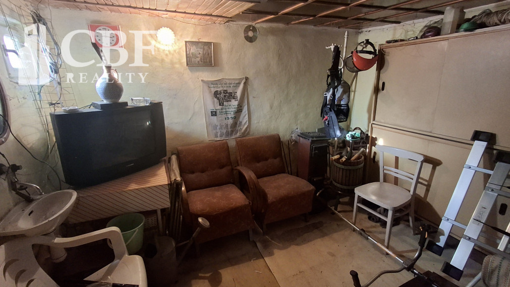 Znížená cena - Na predaj záhrada s chatou na Betliarskej ceste v Rožňave