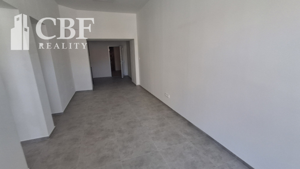 Na prenájom administr. / obchodné priestory v centre Rožňavy