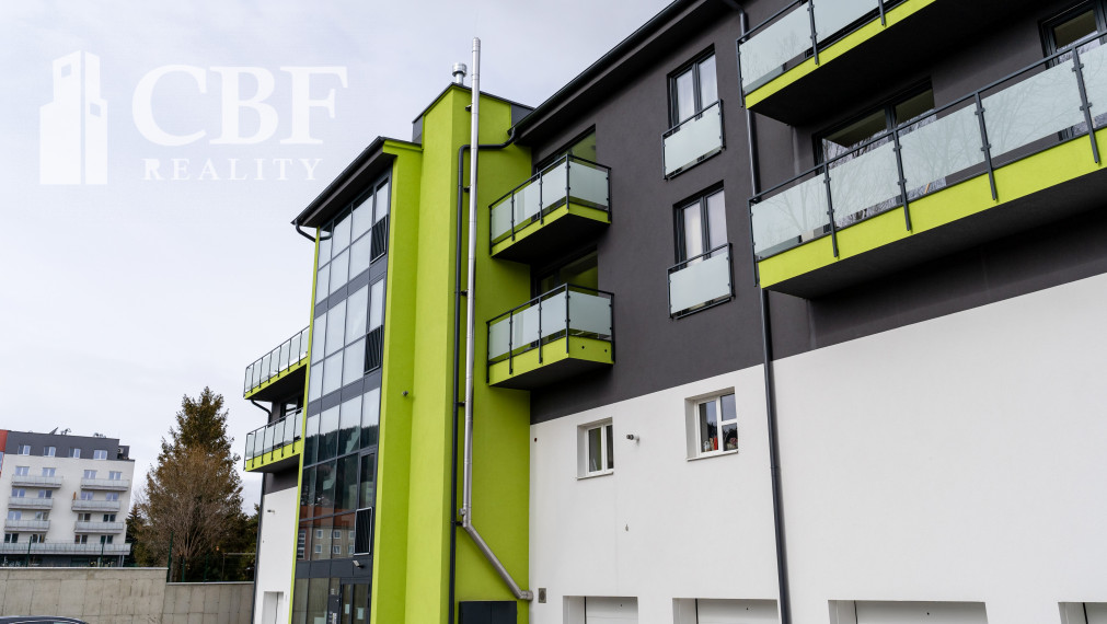 PREDANÉ / Bývanie bez kompromisov: novostavba, vybavenie, výhľad Svit