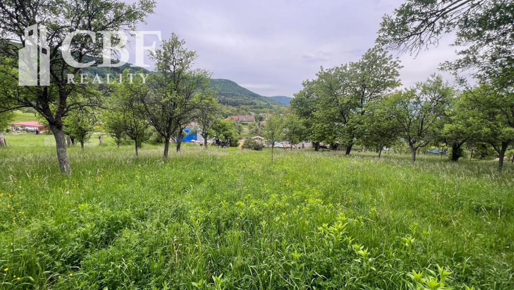 NA PREDAJ!!! Dom v Lipovníku s výhľadmi a rozľahlým pozemkom