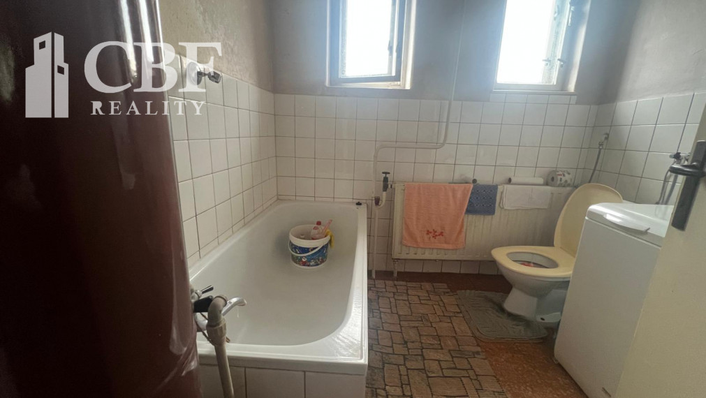 NA PREDAJ!!! Dom v Lipovníku s výhľadmi a rozľahlým pozemkom