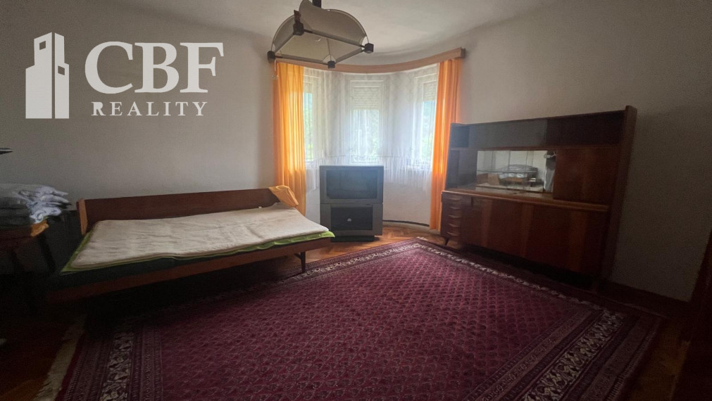 NA PREDAJ!!! Dom v Lipovníku s výhľadmi a rozľahlým pozemkom