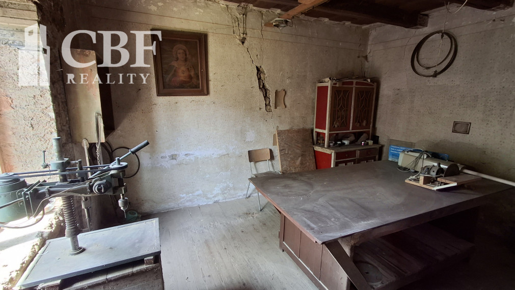 Na predaj dva domy v Drnave