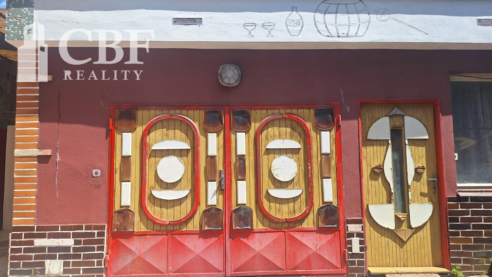 ZNÍŽENÁ CENA ! LIPOVNÍK ! RODINNÝ DOM NA PREDAJ !