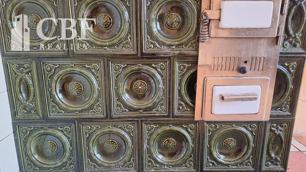 ZNÍŽENÁ CENA ! LIPOVNÍK ! RODINNÝ DOM NA PREDAJ !