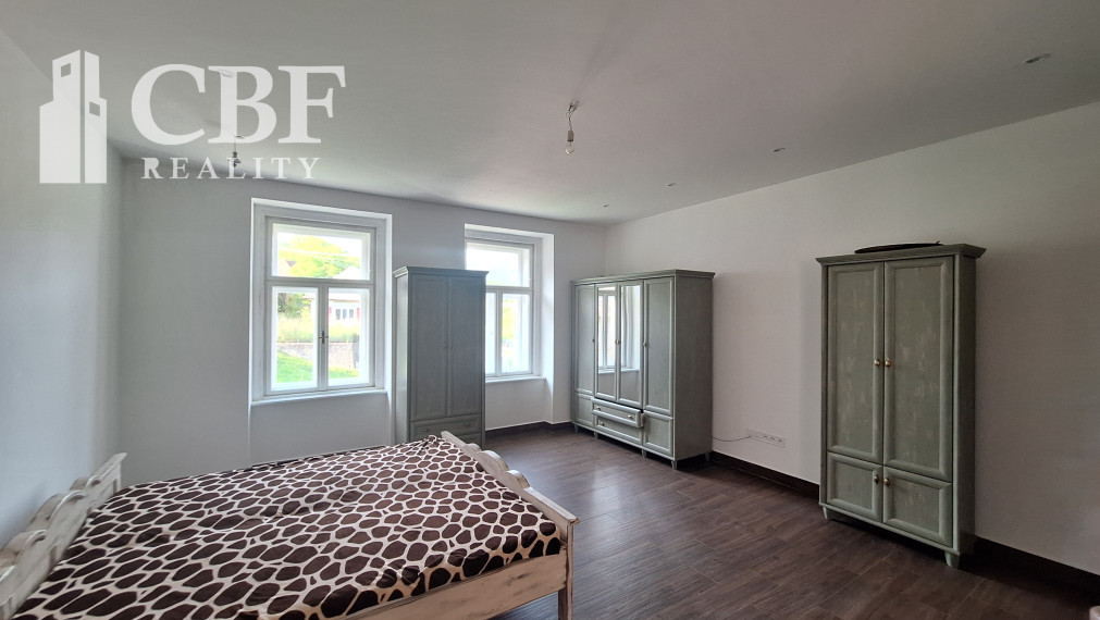 ČUČMA - RODINNÝ DOM V HISTORICKOM ŠARME ! NA PREDAJ !