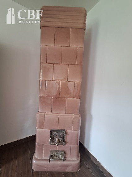 ČUČMA - RODINNÝ DOM V HISTORICKOM ŠARME ! NA PREDAJ !