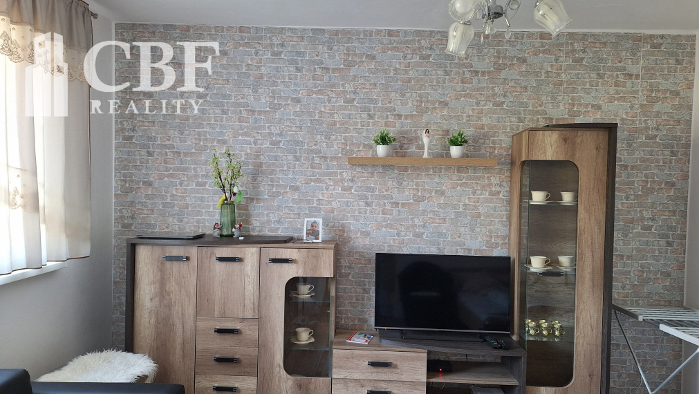 REZERVOVANÉ ! 2-IZBOVÝ BYT S BALKÓNOM NA PREDAJ V MESTE DOBŠINÁ