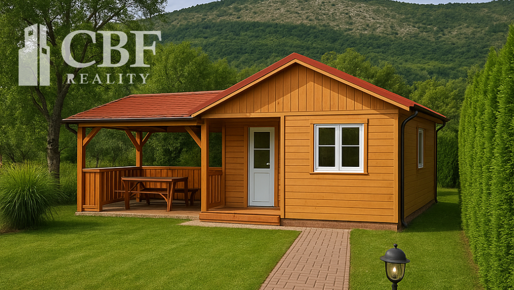 NA PREDAJ! Zveľadená ZÁHRADKA s GARÁŽOU v Plešivci.