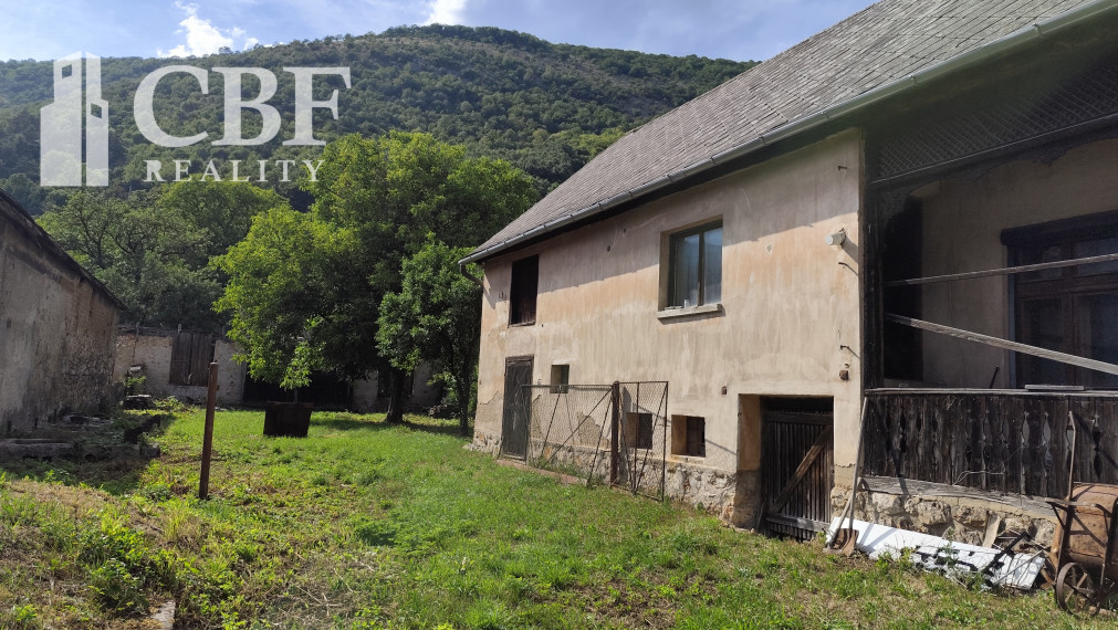 znížená cena -Rodinný dom na predaj v Slavci