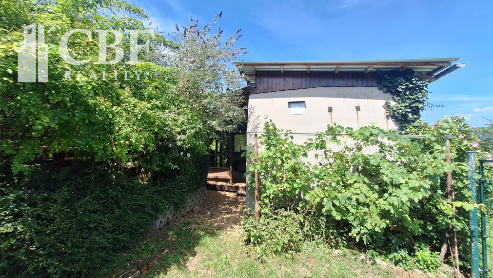 VÝRAZNE ZNÍŽENÁ CENA ! SLNKOM ZALIATA ZÁHRADA NA RUDNIANSKOM KOPCI !