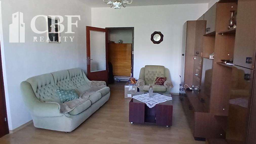 NA PREDAJ! Priestranný 3-izbový byt s balkónom,blízko centra