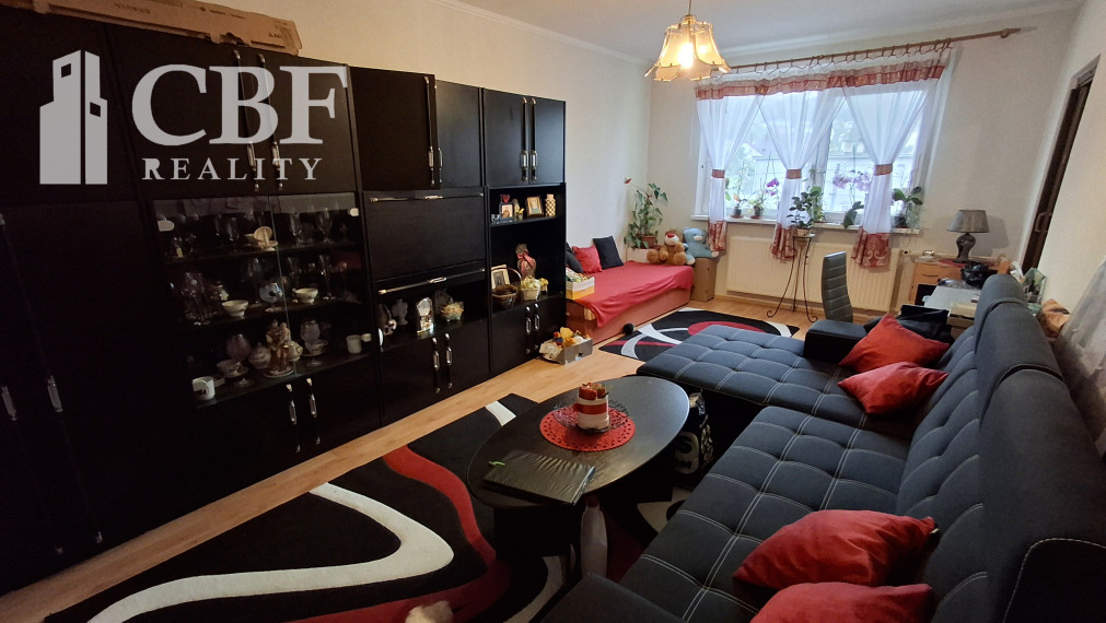 Znížená cena - Na predaj 3-izbový byt s balkónom v Rožňave