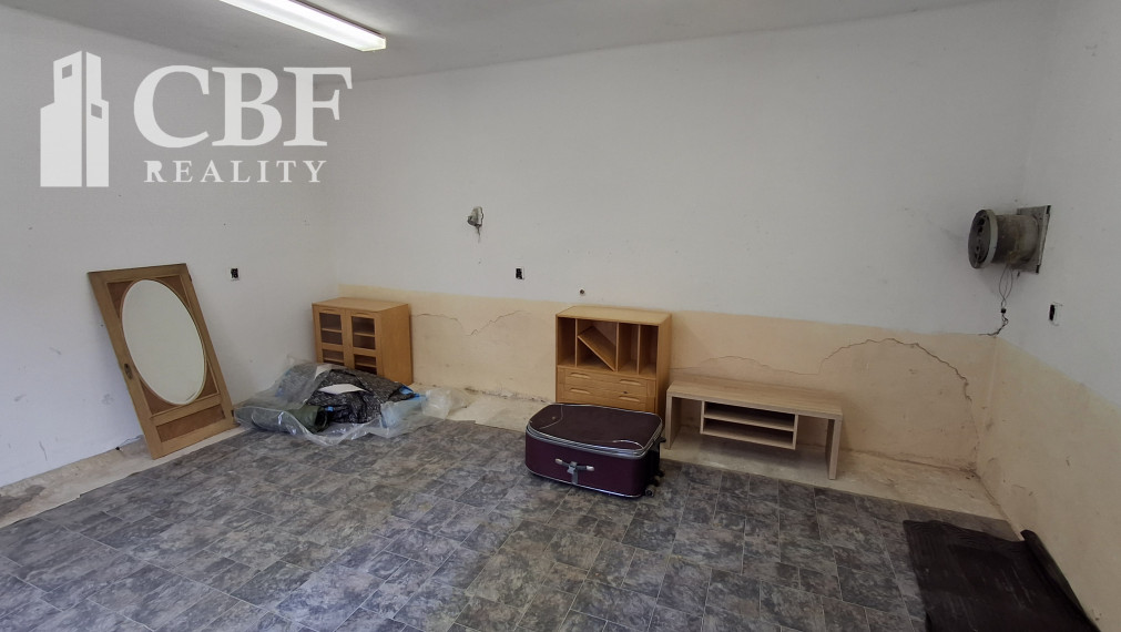 Výrazne znížená cena - Na predaj rodinný dom / chalupa v Betliari