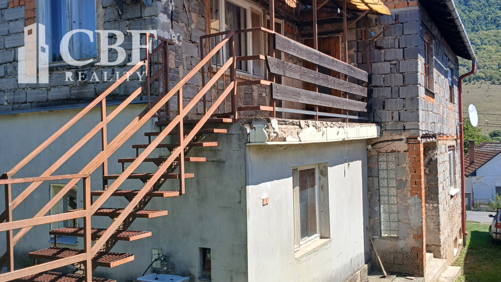 NA PREDAJ! Rodinný dom v Kunovej Teplici so záhradou