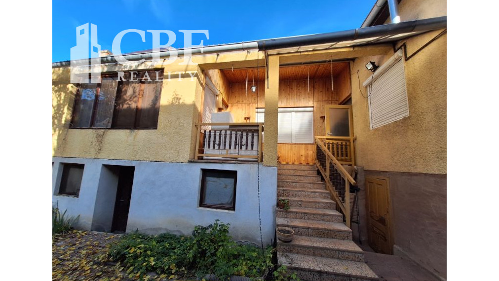 RODINNÝ DOM NA PREDAJ V OBCI PLEŠIVEC !